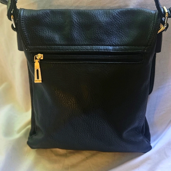 Pebbled Black Leather Fulton Crossbody/Shoulder Bag with Gold Logo - Picture 5 of 8